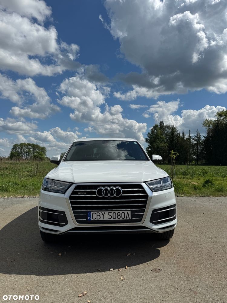 Audi Q7 - 36