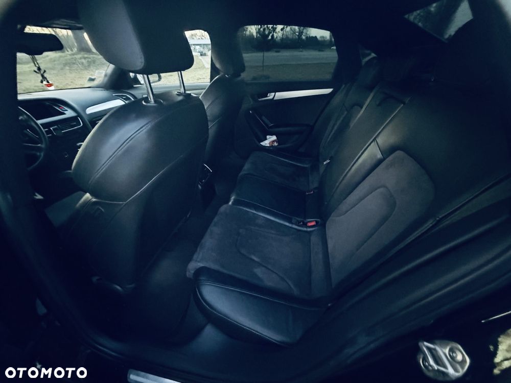 Audi A4 Limousine - 10
