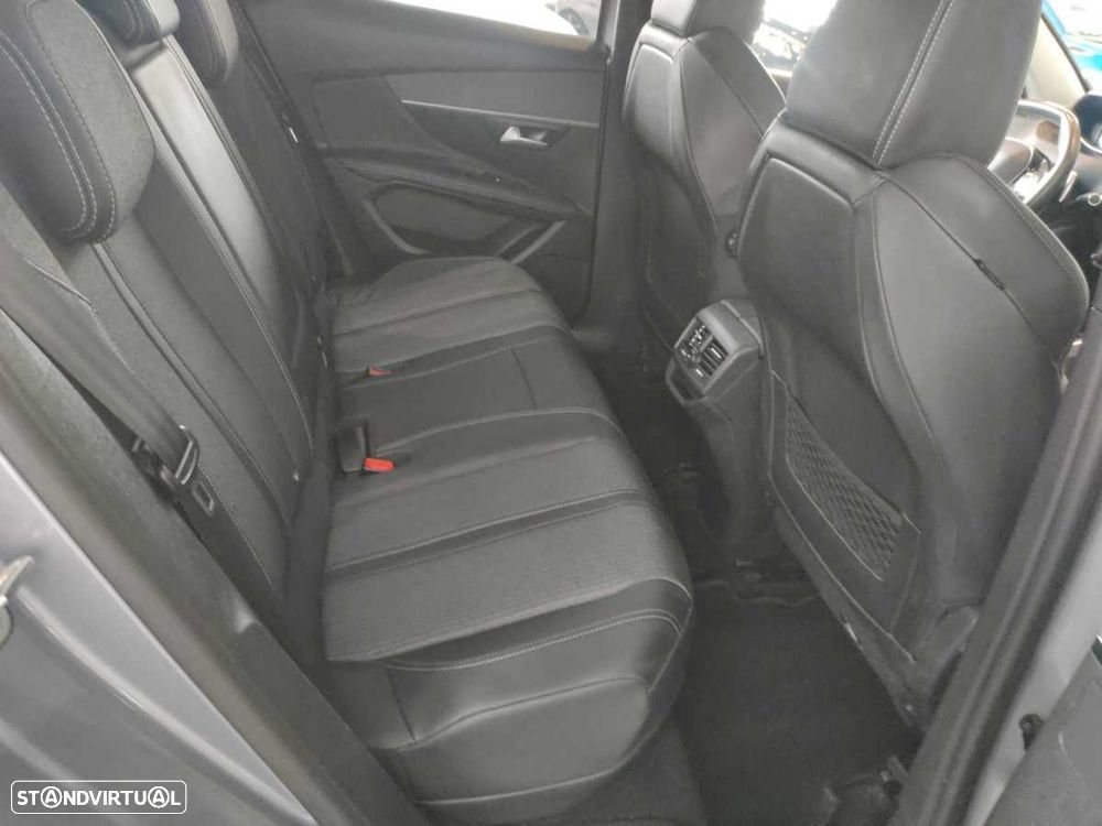 Peugeot 3008 225 e-EAT8 Allure Pack - 17