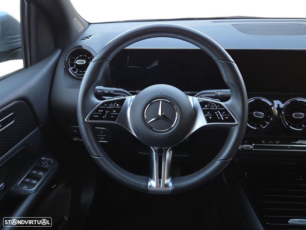 Mercedes-Benz B 180 d - 16