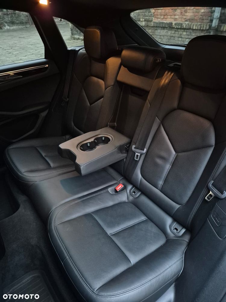 Porsche Macan S - 24
