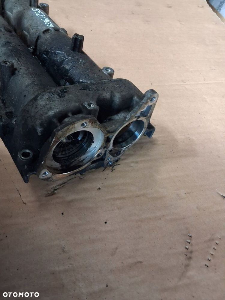 Pokrywa zaworów wałki Fiat Opel Alfa Lancia 1.3 Euro 5 55219639 - 4