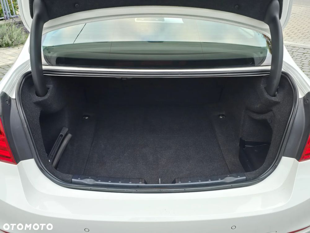 BMW Seria 3 316i Sport Line - 19