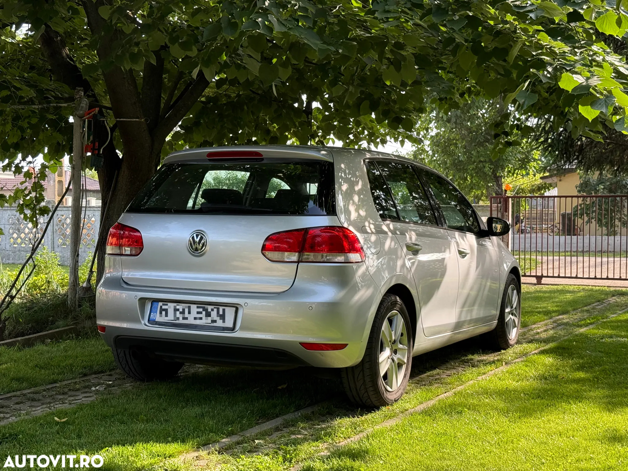 Volkswagen Golf - 4