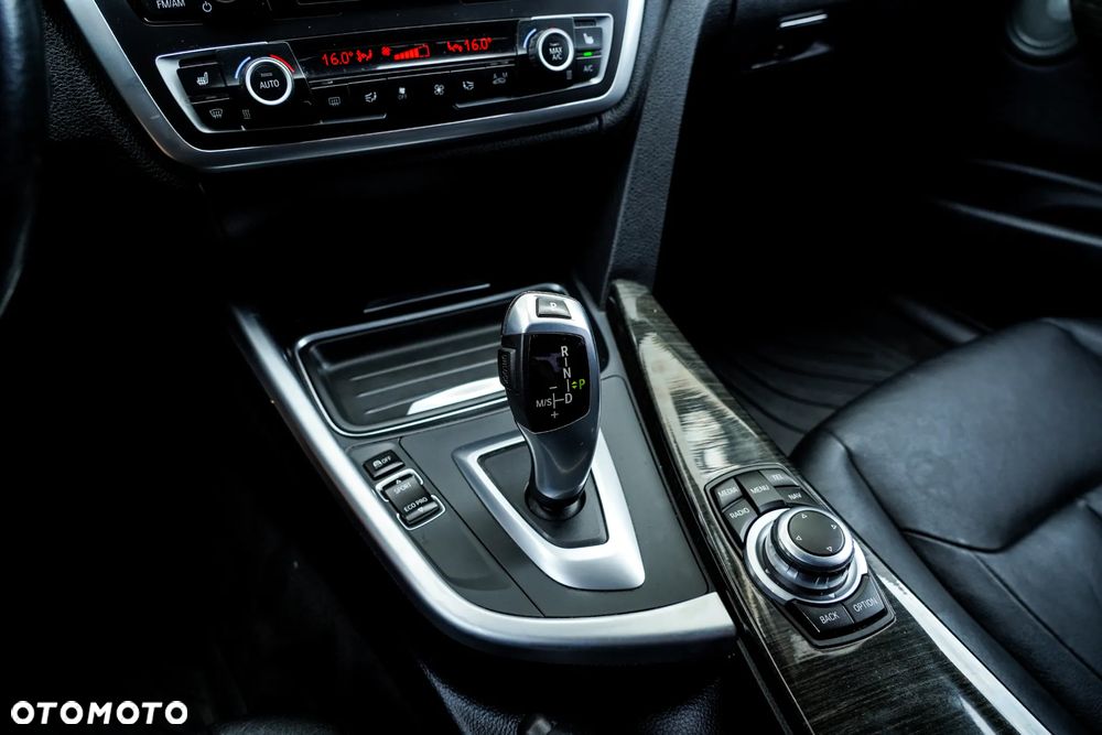 BMW Seria 3 - 13