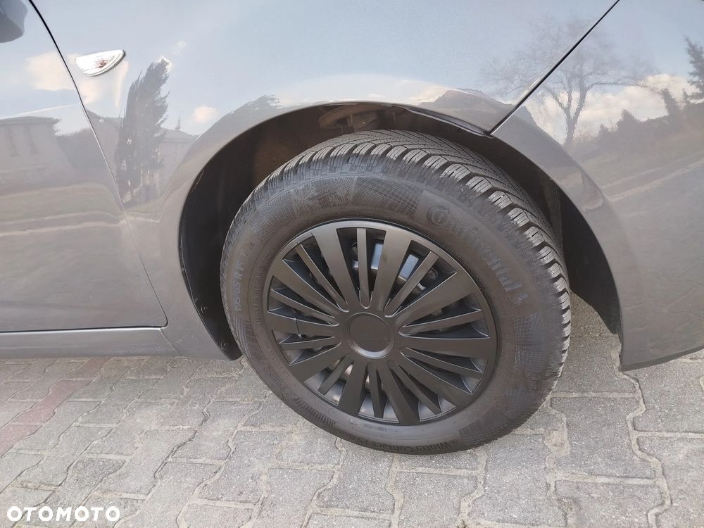 Hyundai ix20 1.4 blue YES Silver - 32