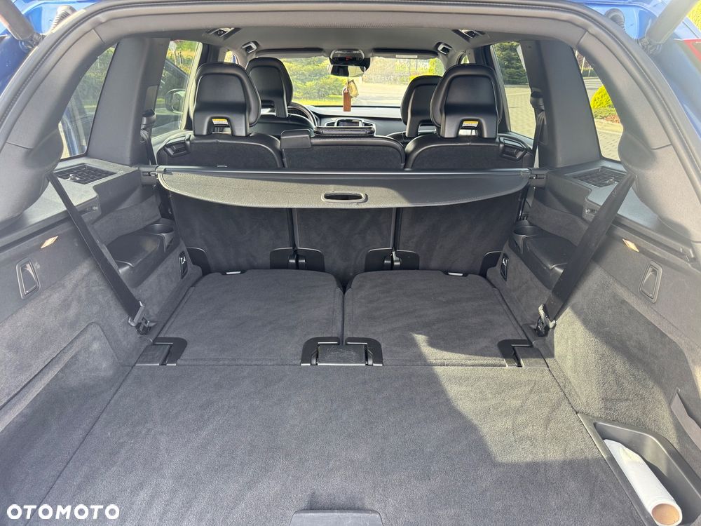 Volvo XC 90 D5 AWD R-Design 7os - 15