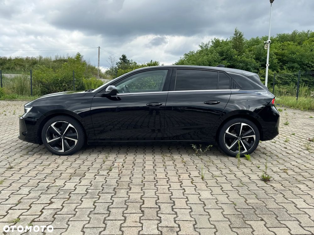 Opel Astra 1.2 T Elegance S&S - 17