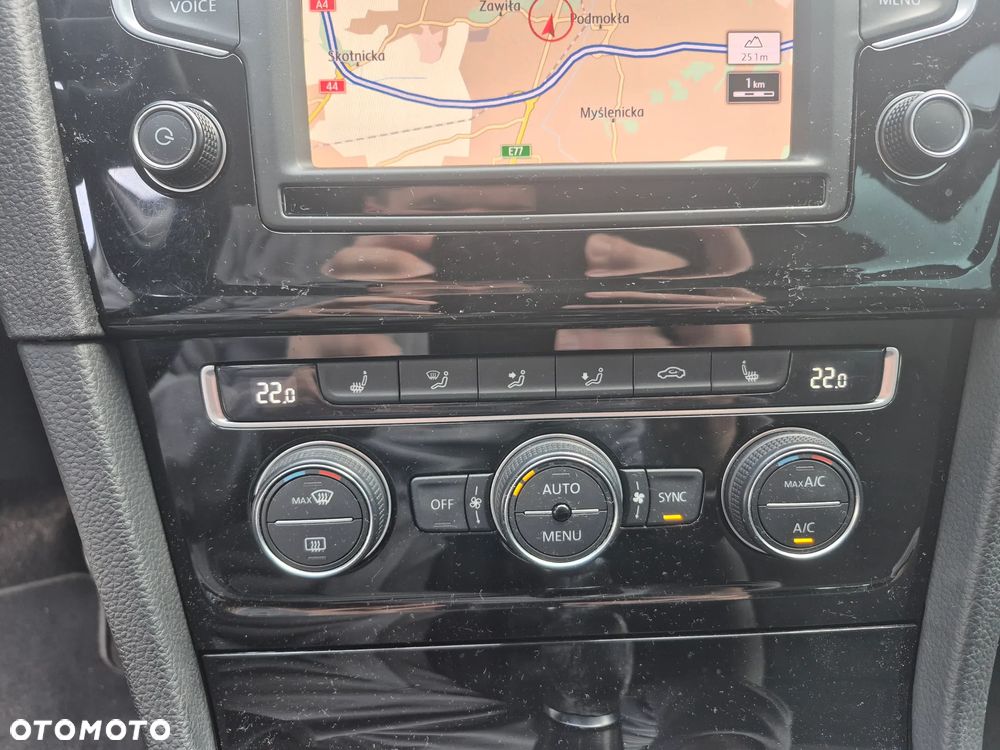 Volkswagen Golf VII 1.4 TSI BMT Highline - 14