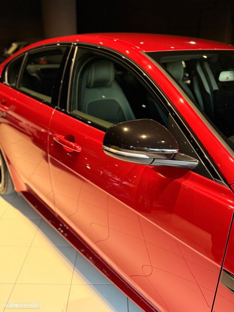 Jaguar XE 2.0 D R-Sport Aut. - 12