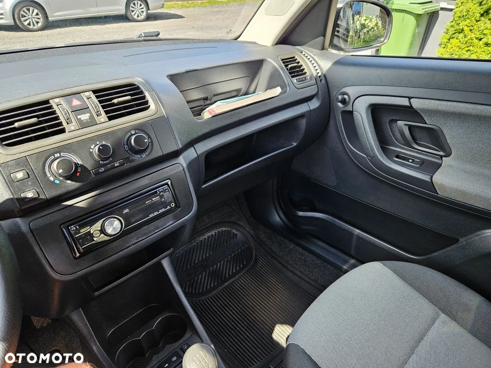 Skoda Roomster 1.2 12V HTP - 16