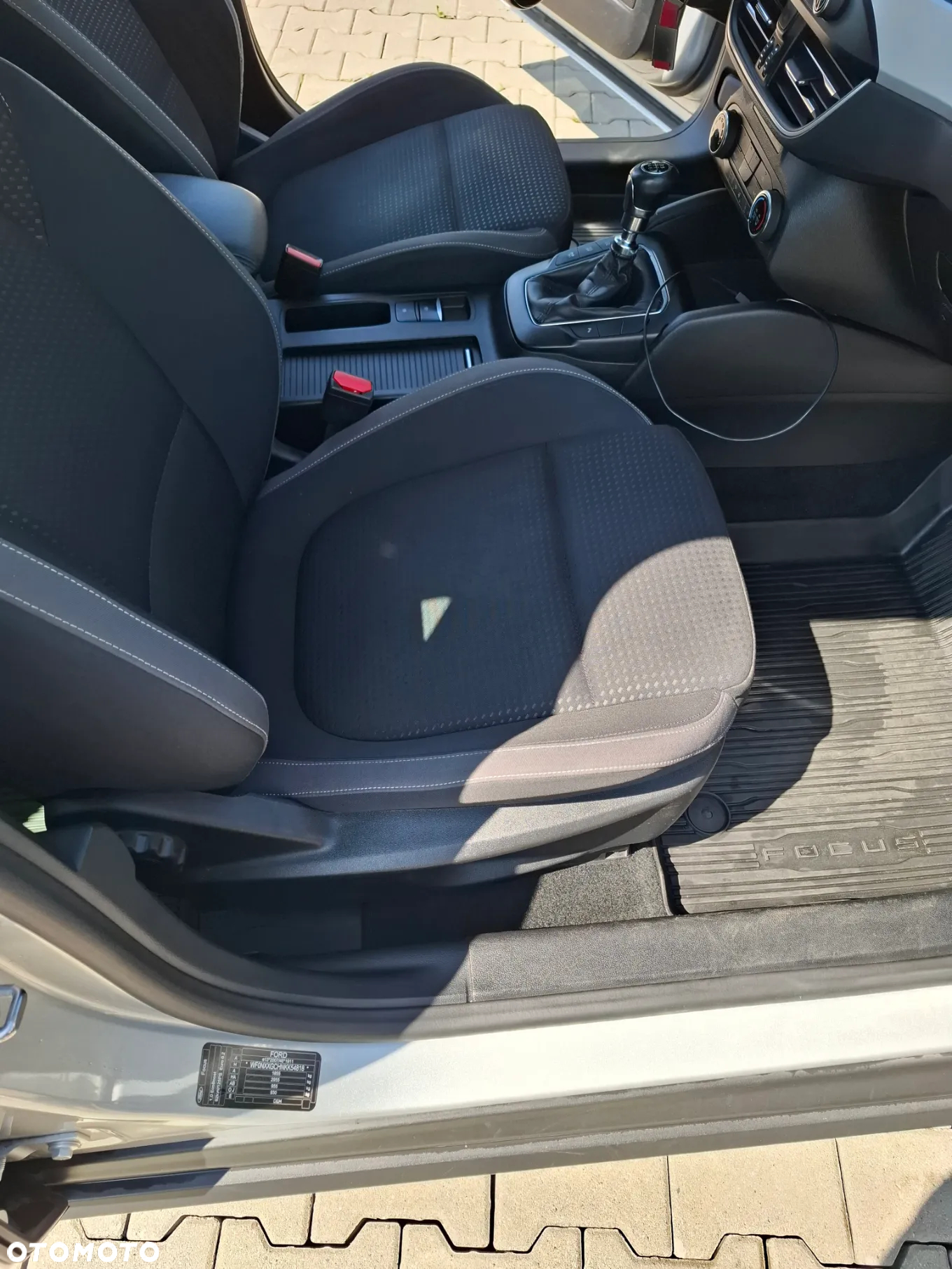 Ford Focus 1.0 EcoBoost Trend Edition - 16