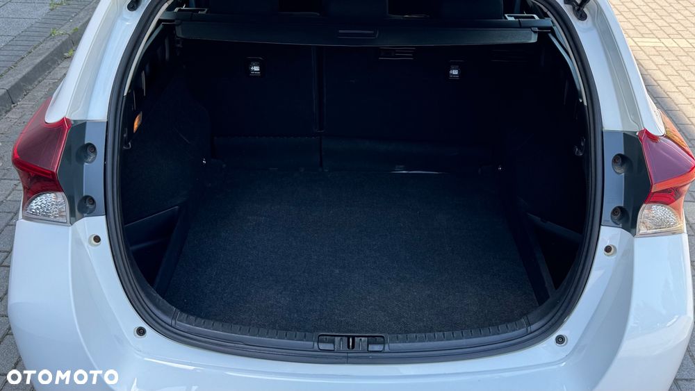 Toyota Auris 1.4 D-4D Active - 12