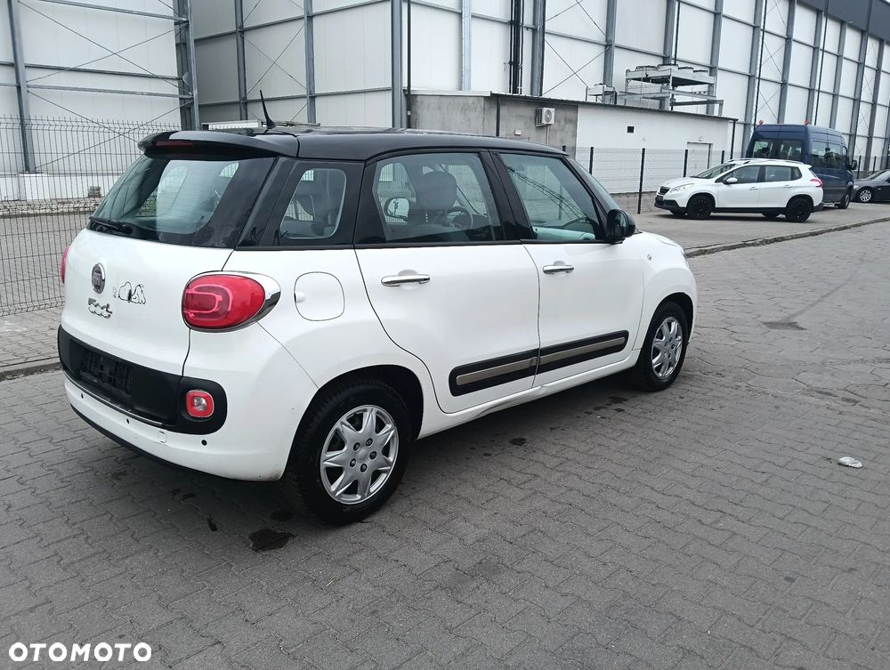 Fiat 500L 1.4 16V Urban Edition - 12