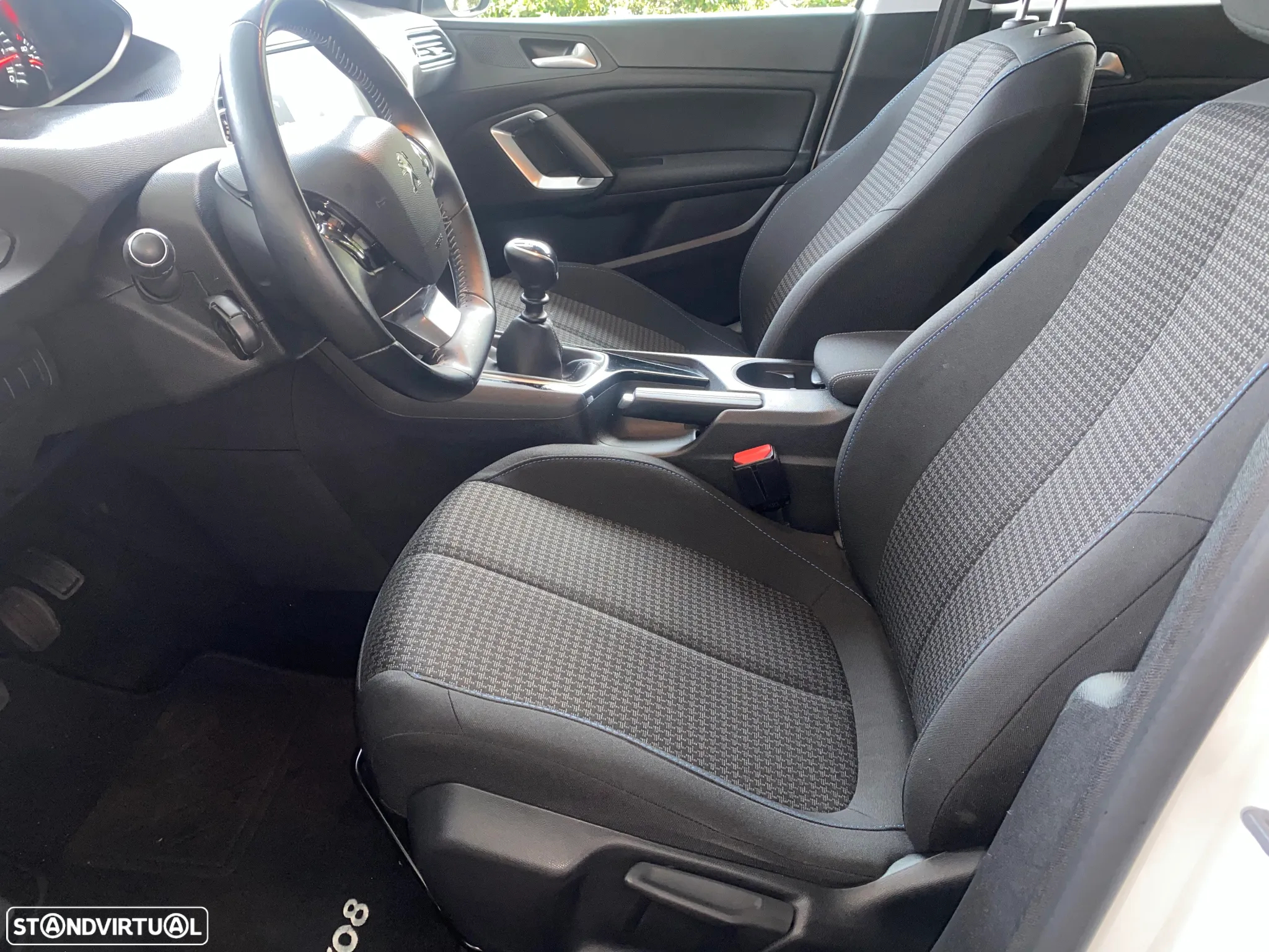 Peugeot 308 1.5 BlueHDi Style - 14