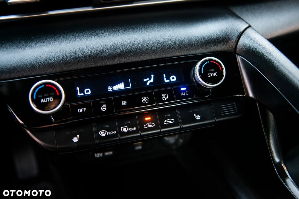 Hyundai Elantra 1.6 Executive - 25