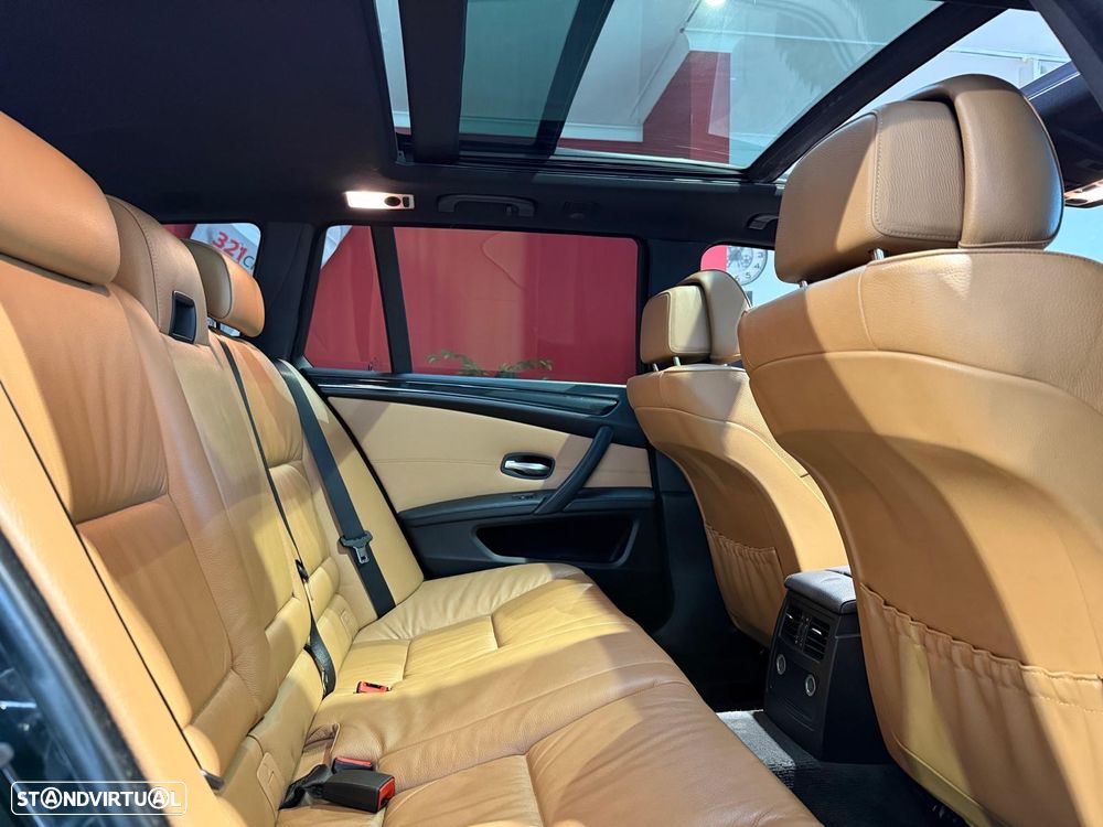 BMW 520 dA Touring Sport - 10