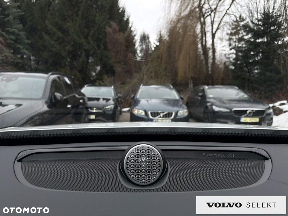 Volvo XC 90 - 30