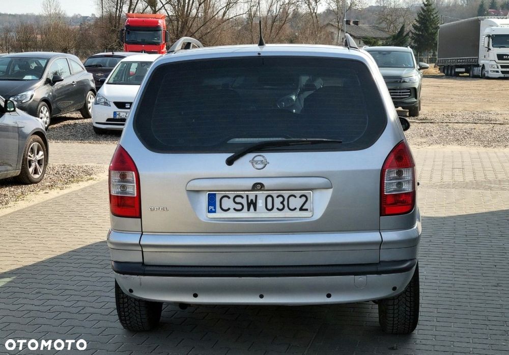 Opel Zafira - 20