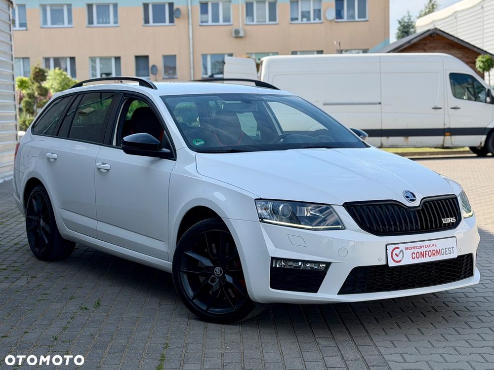 Skoda Octavia 2.0 TDI DSG RS - 2