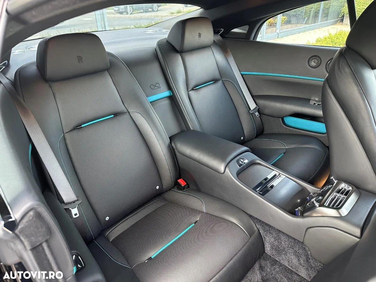 Rolls-Royce Wraith Black Badge - 11