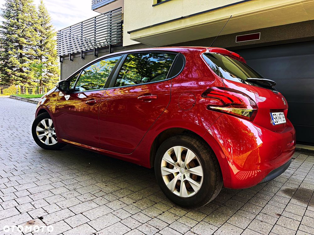 Peugeot 208 PureTech 82 Urban Move - 18