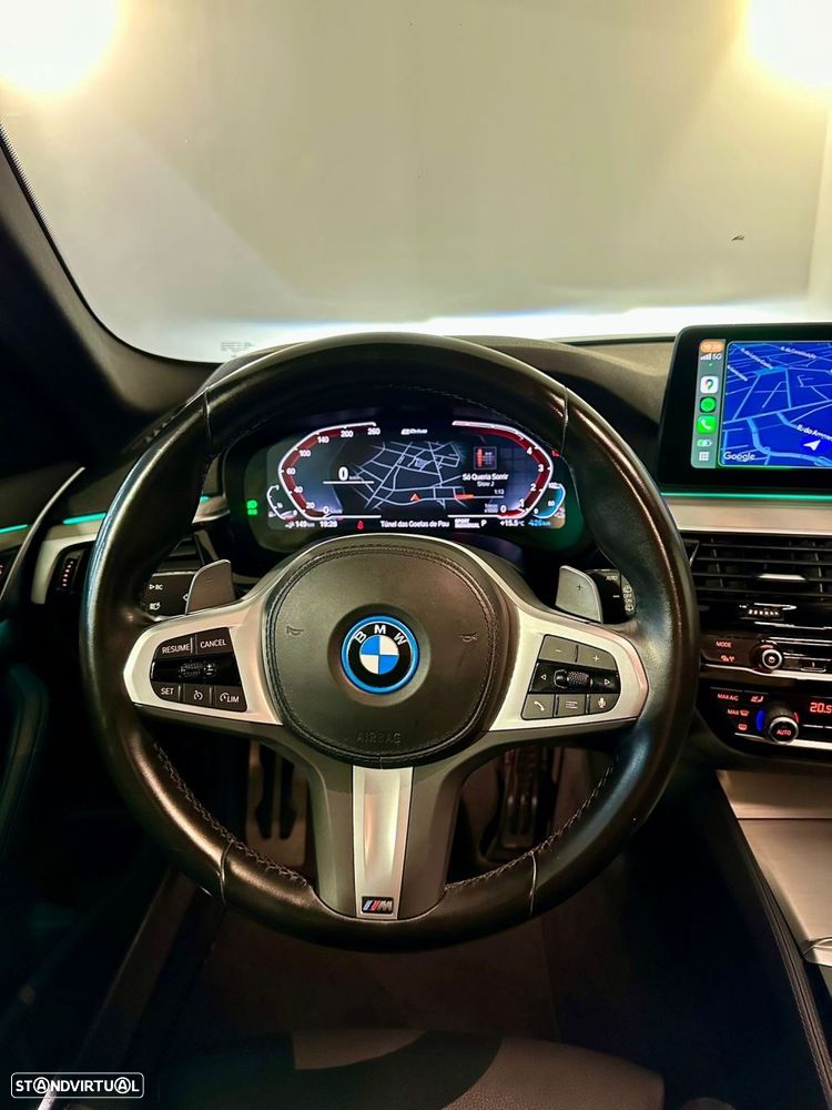 BMW 520 e Pack M - 11