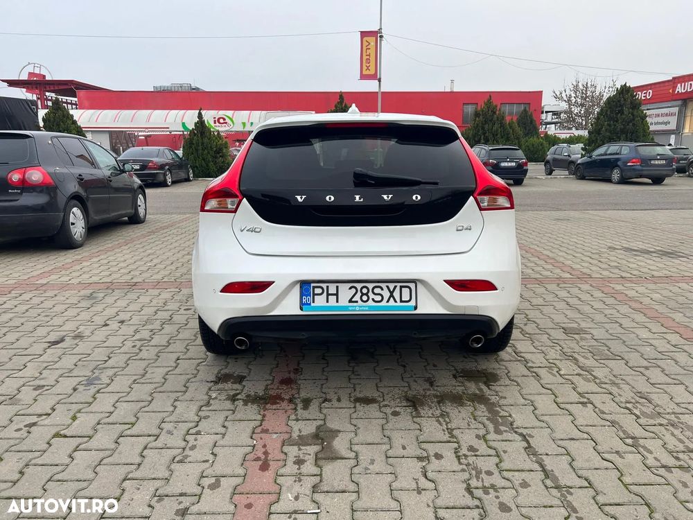 Volvo V40 D4 Aut. Summum - 5