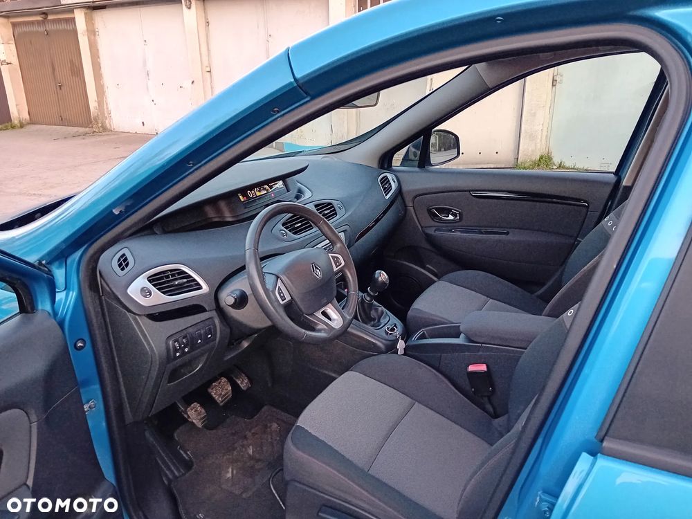 Renault Scenic ENERGY TCe 115 Bose Edition - 21