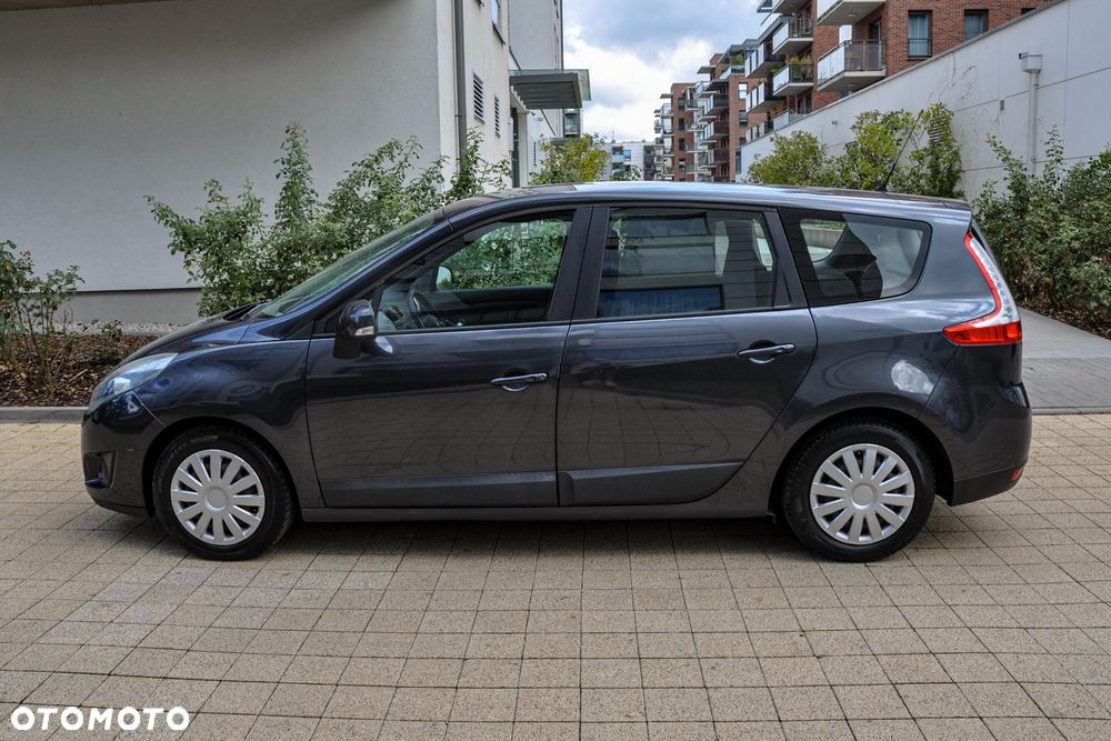 Renault Scenic - 2