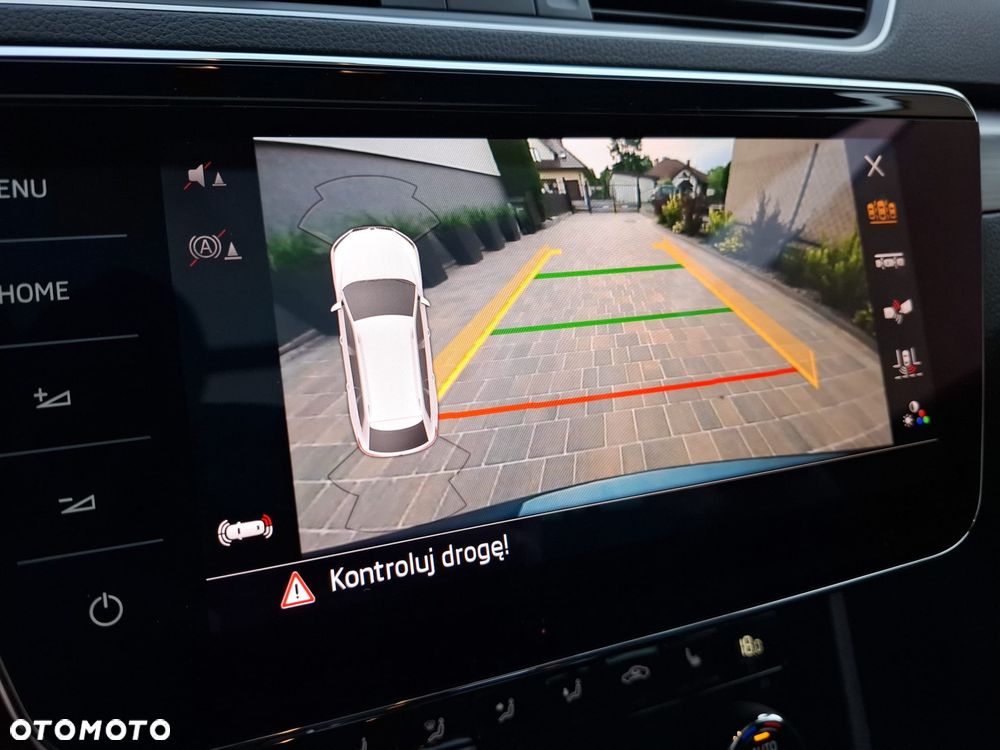 Skoda Superb 2.0 TDI DSG Style - 8