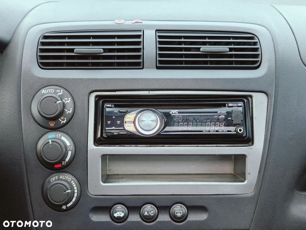 Honda Civic 1.6i LS - 24