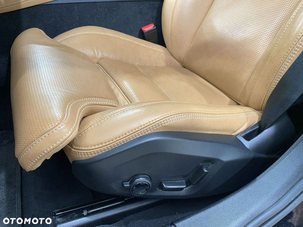 Volvo V90 T8 Recharge AWD Ultimate Dark - 18