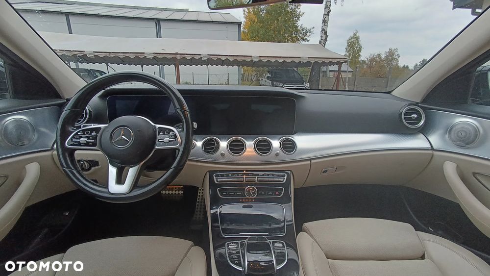 Mercedes-Benz Klasa E 400 d 4-Matic 9G-TRONIC - 8