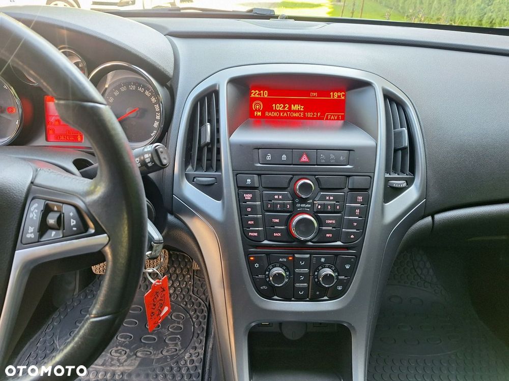 Opel Astra 1.4 T Edition 150 - 12