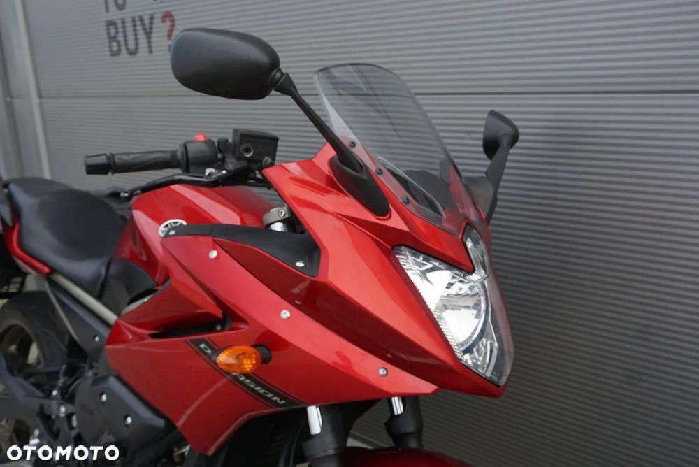 Yamaha XJ - 9