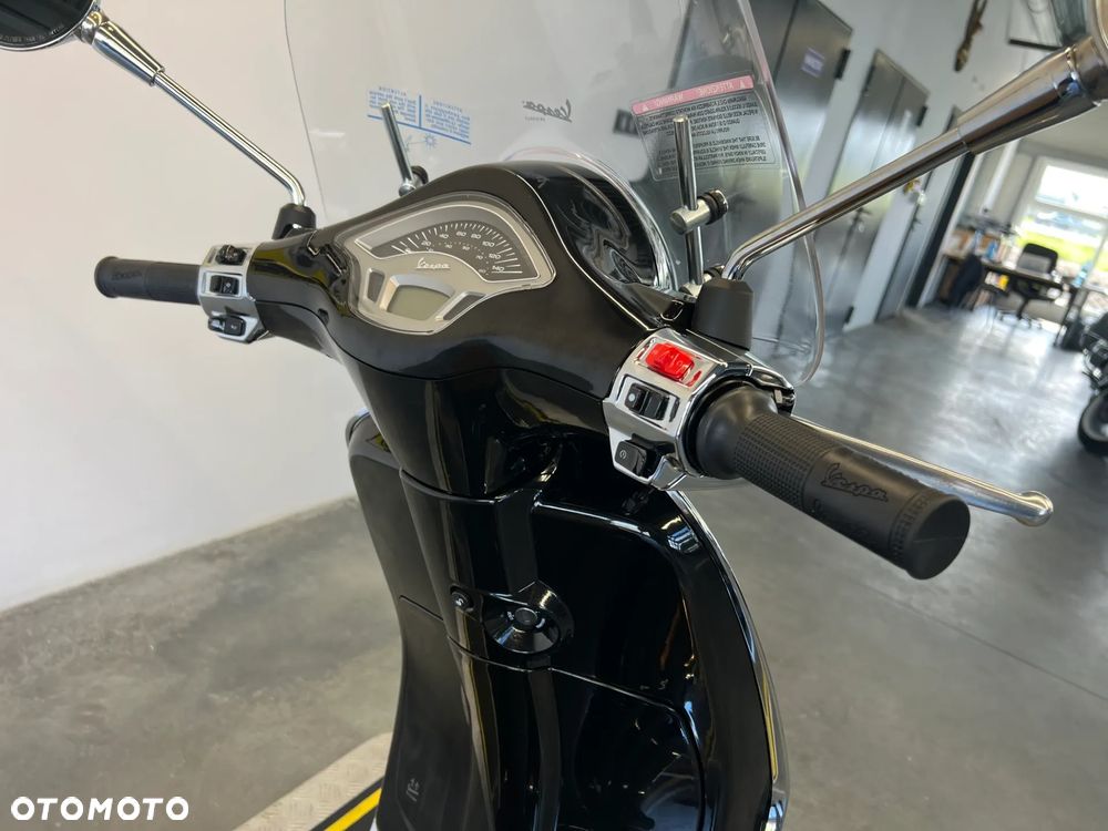 Piaggio Vespa - 29