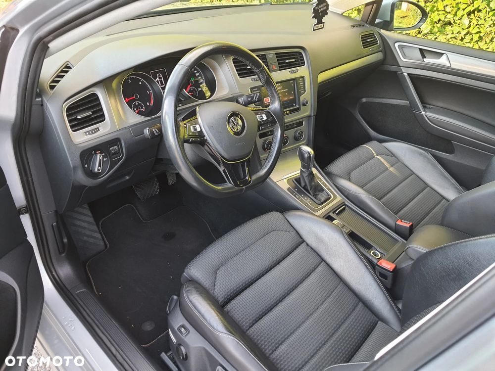 Volkswagen Golf 2.0 BlueTDI DSG Highline - 6
