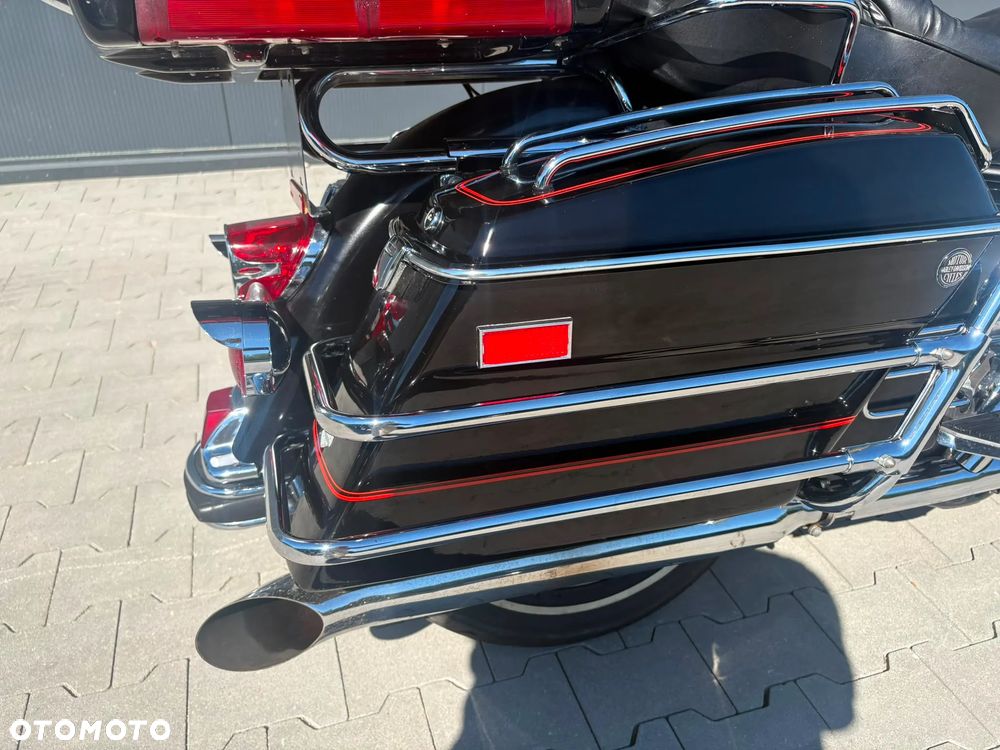 Harley-Davidson FLH Electra Glide - 19