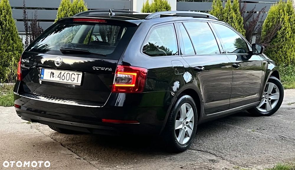 Skoda Octavia 1.8 TSI Style DSG - 4