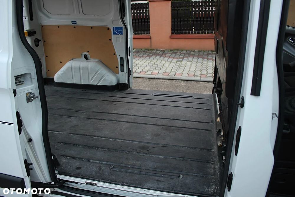 Ford Transit Custom - 12