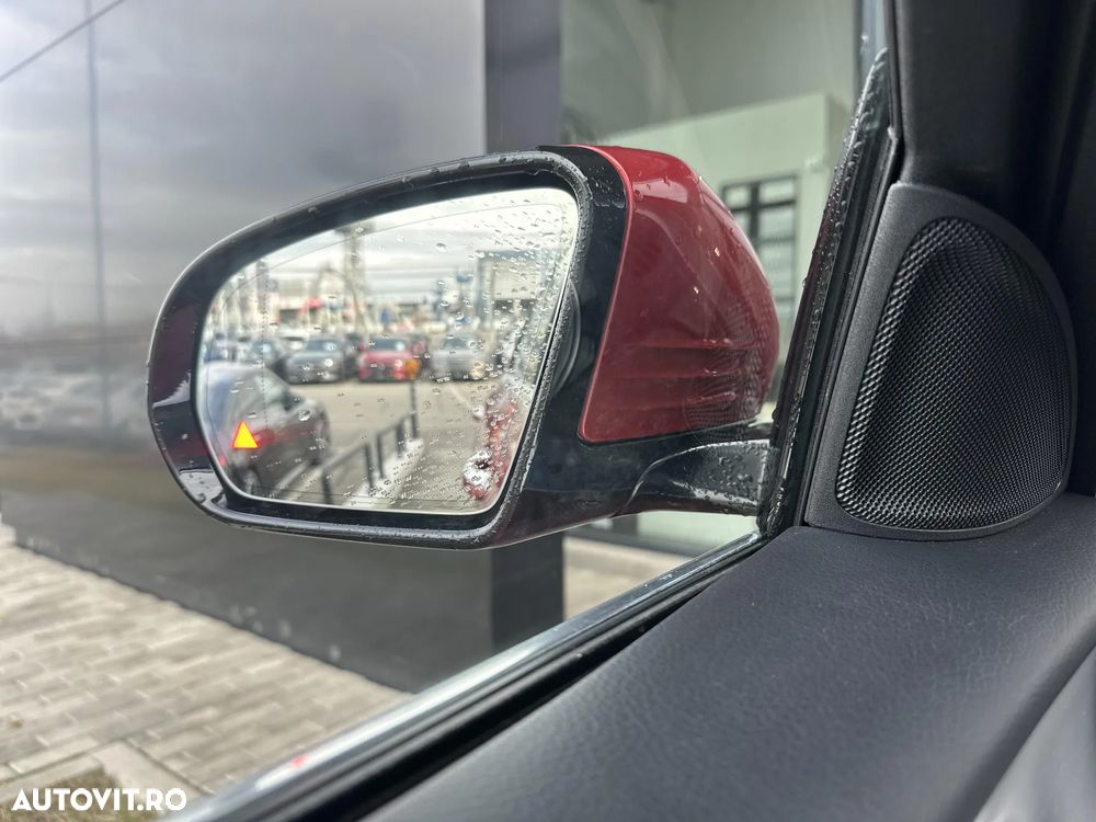 Mercedes-Benz E 300 de 4Matic 9G-TRONIC AMG Line - 16