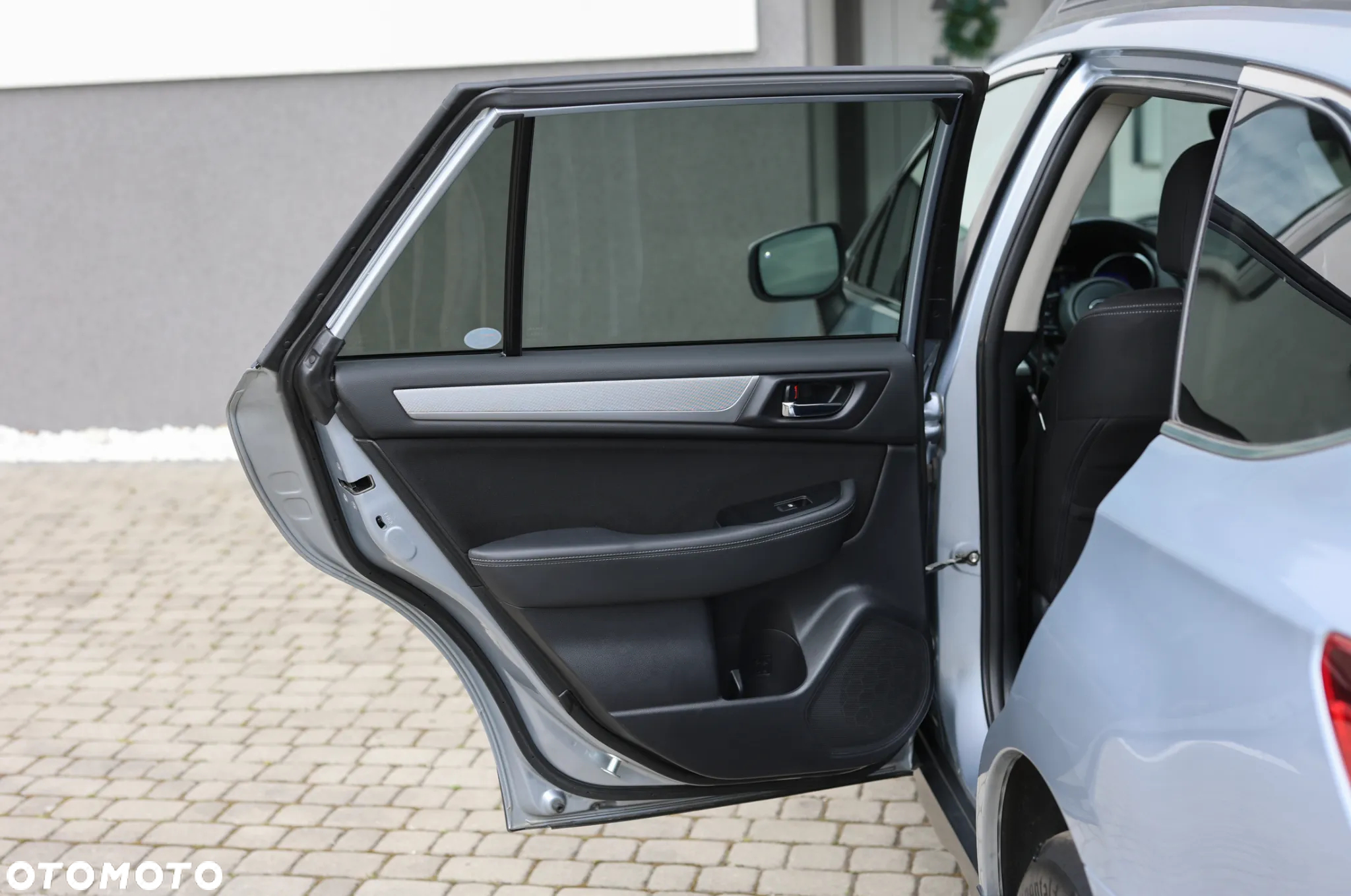 Subaru Outback - 19