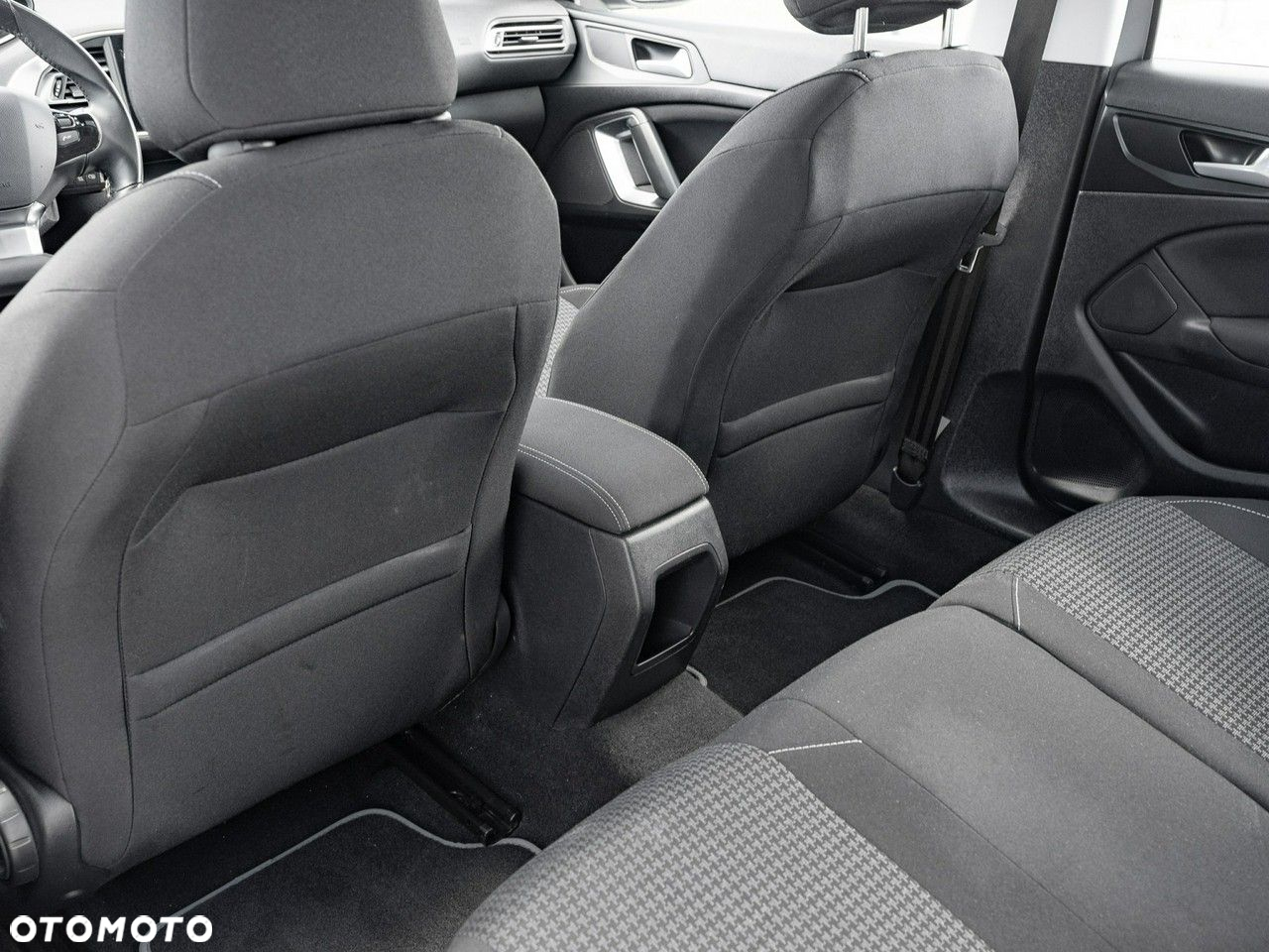 Peugeot 308 1.5 BlueHDi Active Pack S&S - 24
