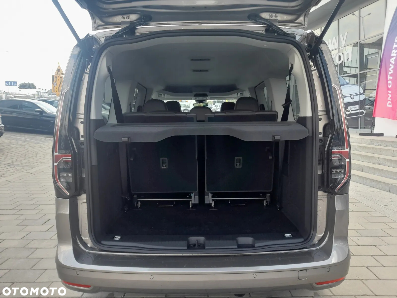 Volkswagen Caddy 2.0 TDI Style DSG - 17