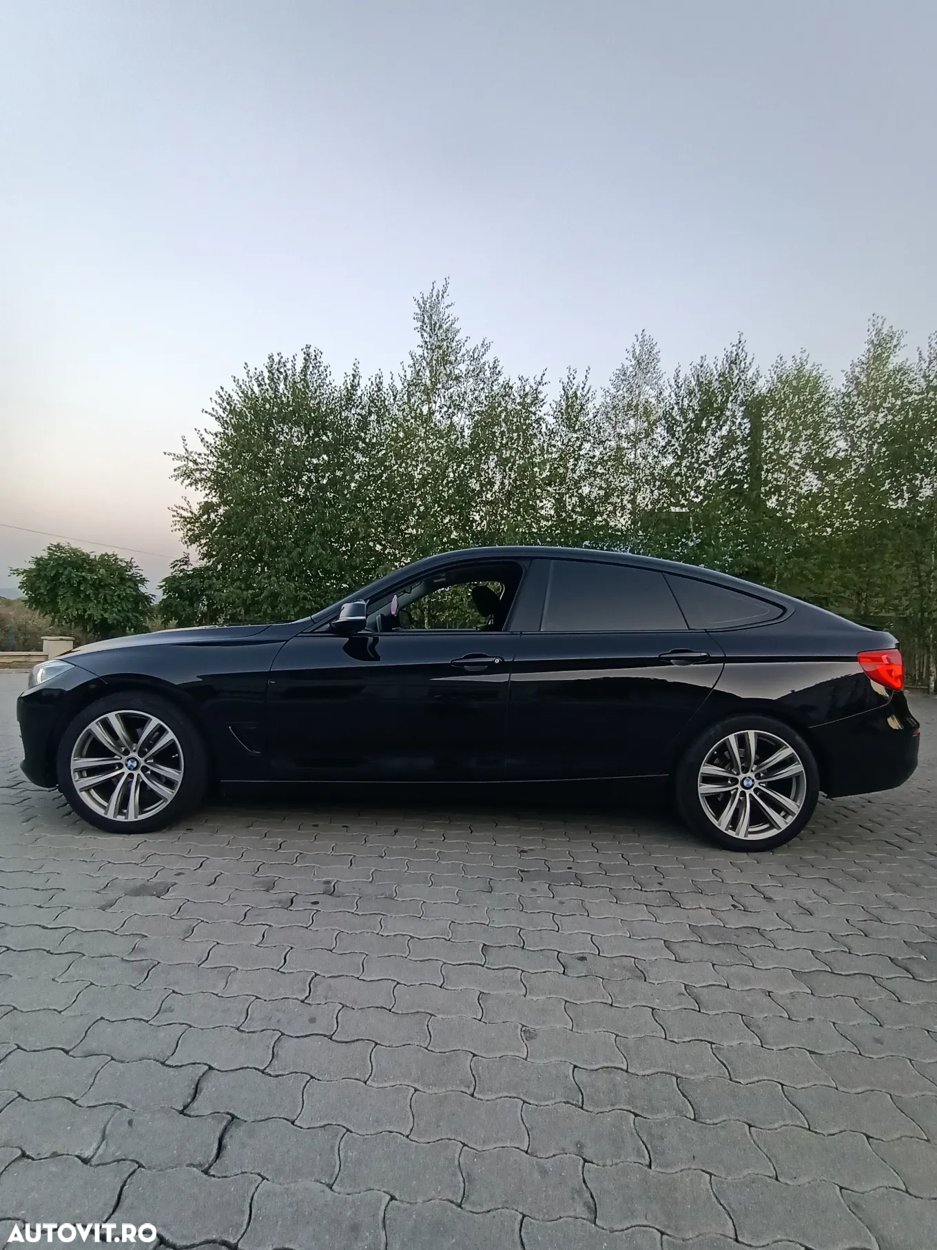 BMW Seria 3 320d GT xDrive AT - 4