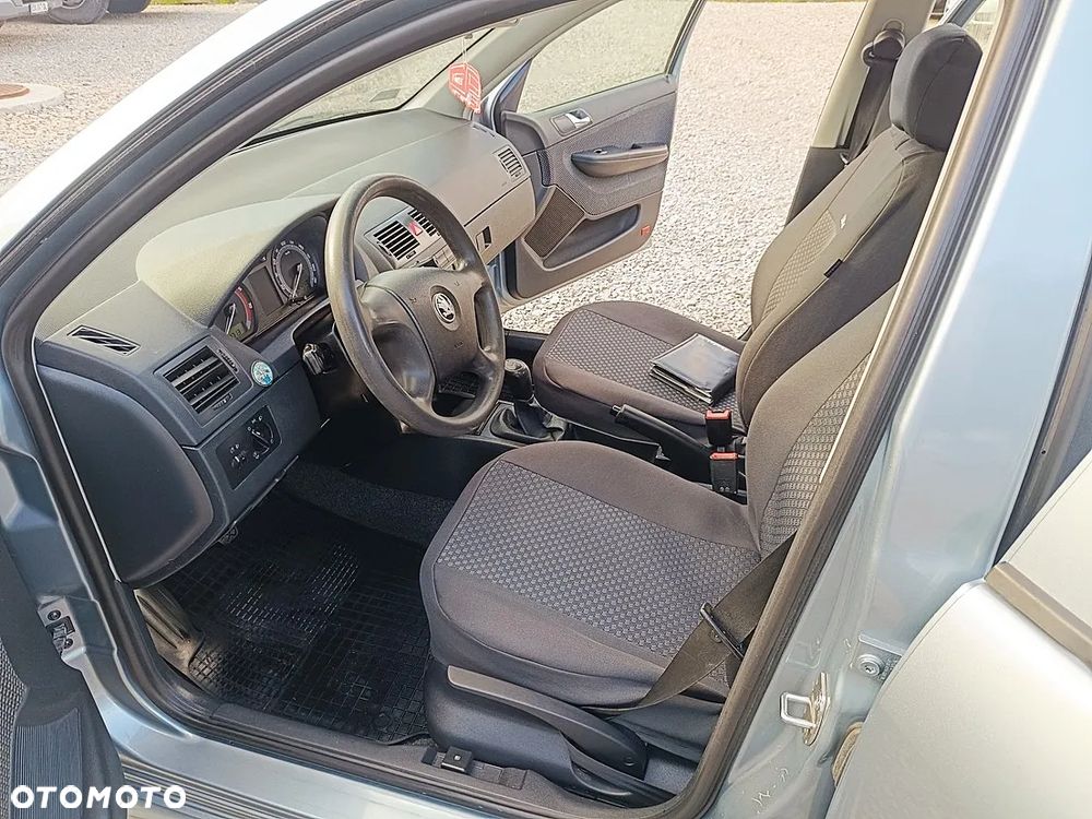 Skoda Fabia 1.4 16V Elegance - 19