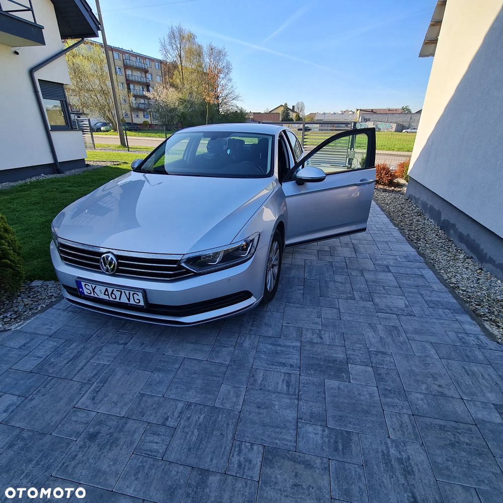 Volkswagen Passat 1.6 TDI BMT Trendline - 2