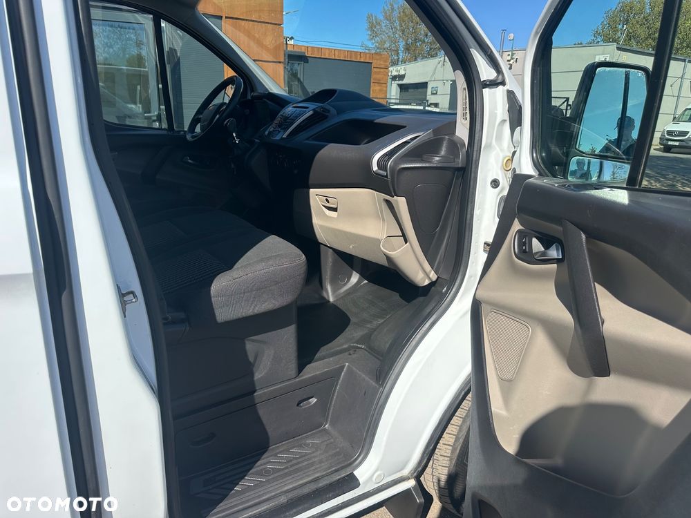 Ford Transit Custom 2.2 2013/14r L1H1 Brygadowka 6oso. - 17