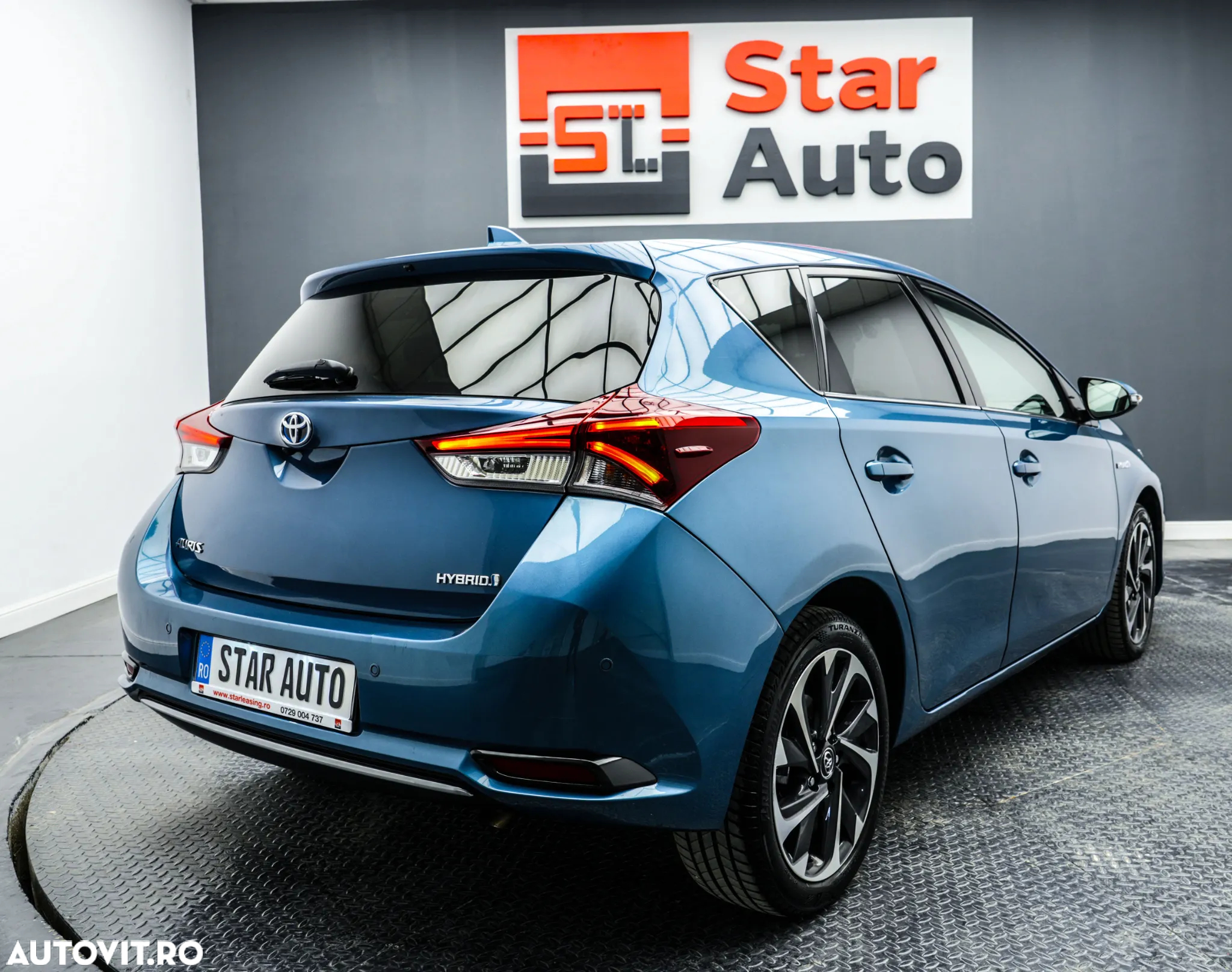 Toyota Auris 1.8 L VVT-i Hybrid Sol - 7